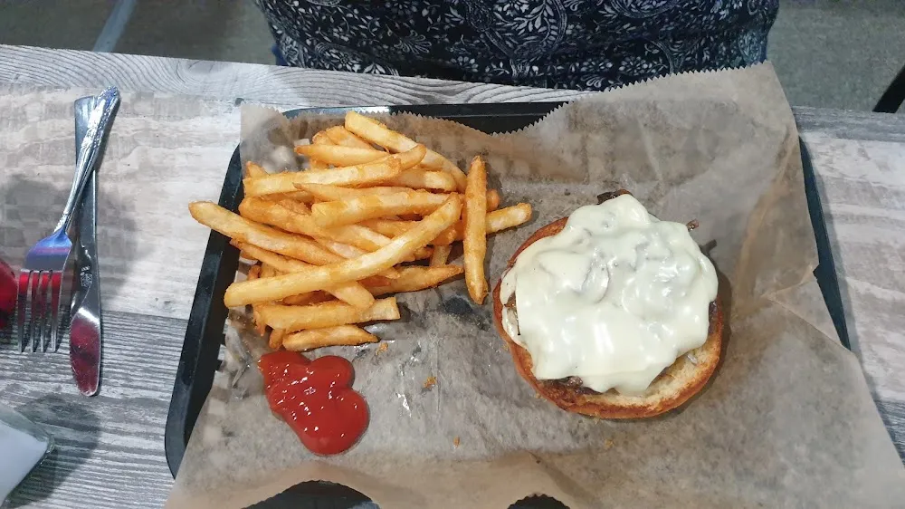 Mushroom Cheeseburger